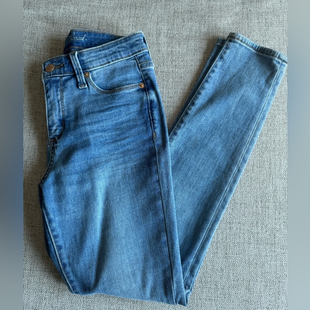 Universal thread skinny jeans